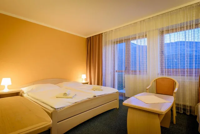 Room, Double Bed, Balcony, Hotel Boboty 1/10