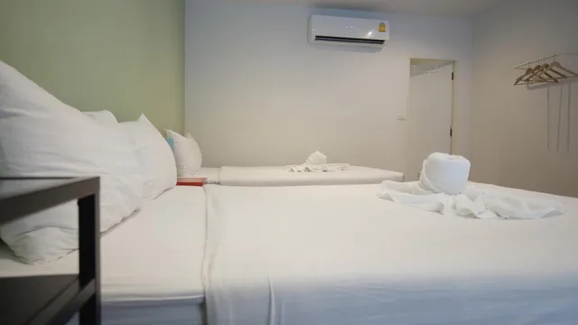 غرفة ثلاثية بإطلالة على المسبح، Resort V Mrt Huai Kwang 4/10