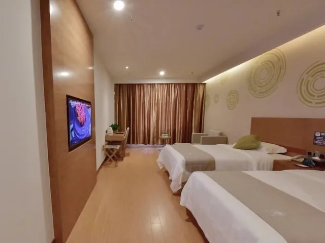 غرفة بزنس بسريرين منفصلين، GreenTree Inn (Qichun Ouyada Square) 1/3