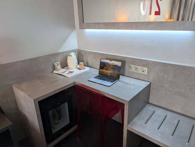 Room, Single, L HOTAN 5/5