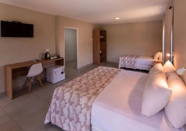 Classic, Suite, Triple, Inga Apart & Suites 2/4