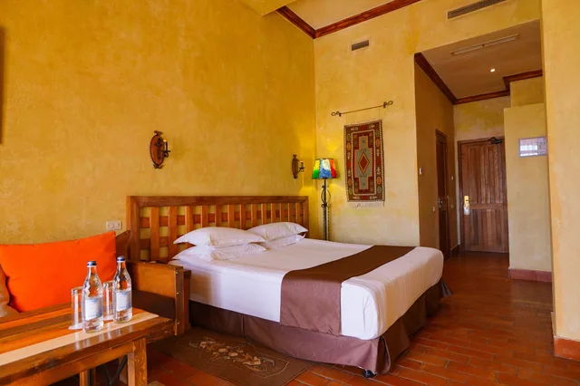غرفة قياسية بسرير مزدوج بغرفة نوم واحدة، CAUCASUS HOTEL 3/6