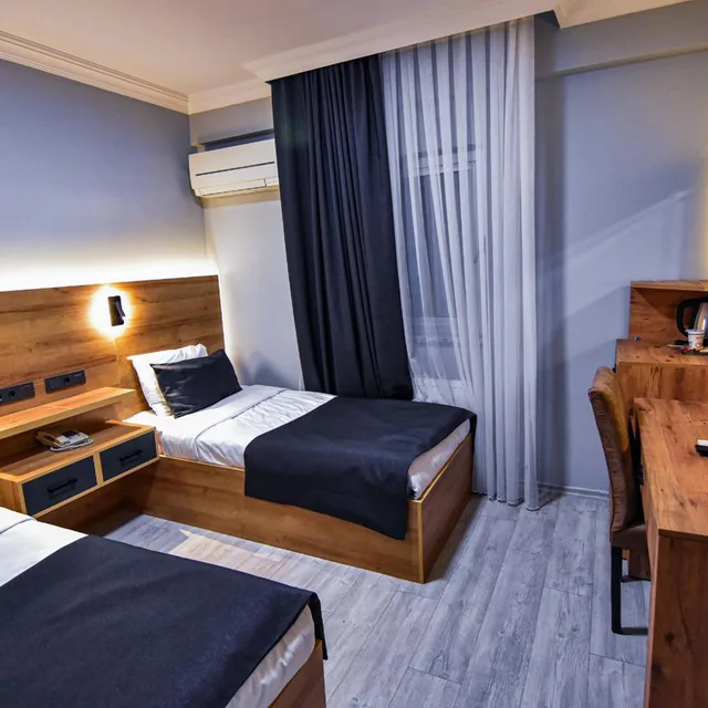 غرفة قياسية بسرير مزدوج أو سريرين منفصلين، Sandal Hotel 8/10