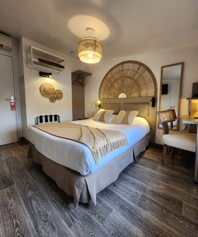 غرفة قياسية مفردة، CITOTEL LE CHEVAL BLANC 8/8