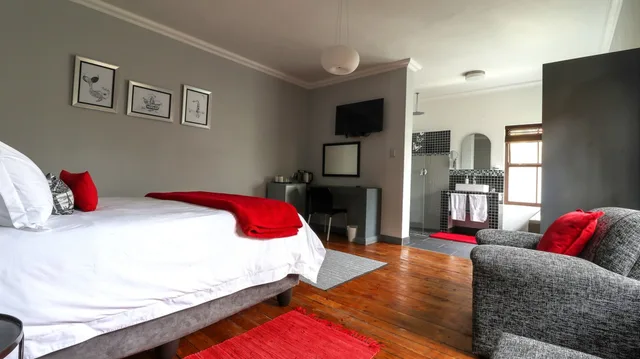 غرفة ديلوكس بسرير كوين، Port Del Mar Luxury Guesthouse 2/6
