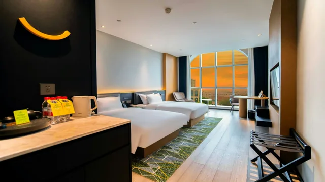 غرفة قياسية بسريرين منفصلين، Holiday Inn TongXiang 2/3