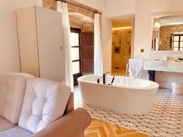 جناح سوبيريور، Palacio De Ubeda 5/10