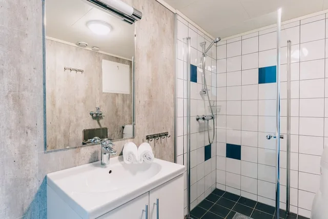 Harbor, Apartment, 6 Beds, Large، Sommaroy Arctic Hotel 2/3