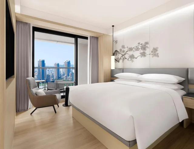 جناح تنفيذي بسريرين كينج بإطلالة على المدينة بشرفة بغرفتي نوم، Courtyard Sejong 1/7