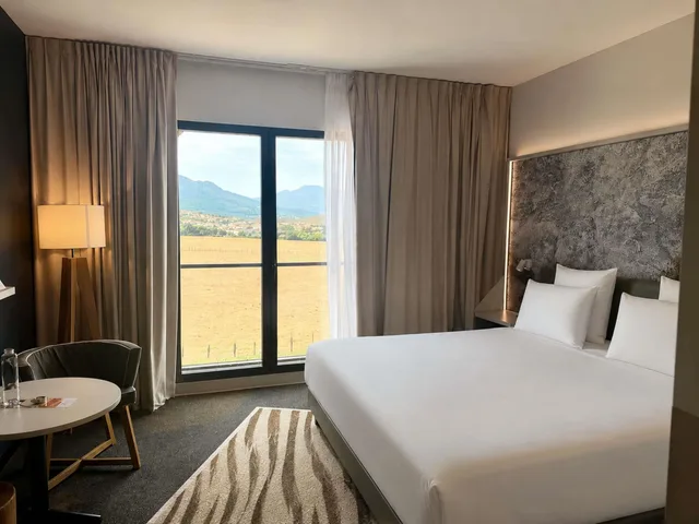 Privilege, Double Bed, Hotel Mercure Bastia Biguglia 2/8
