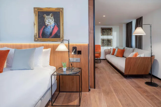 Regent, Suite, The Level At The Melia White House 4/10