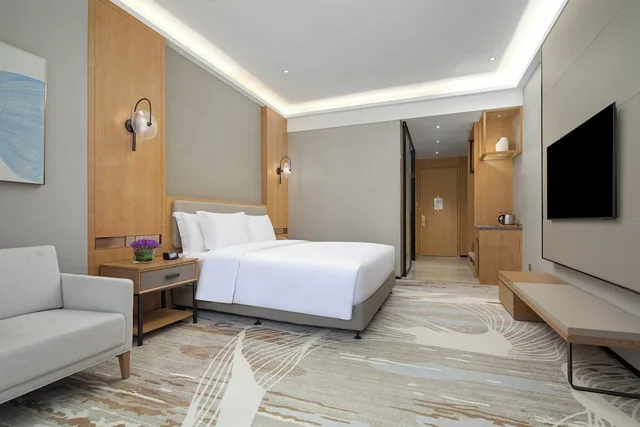 Standard, Single Bed, Crowne Plaza Zhoushan Seaview 2/3