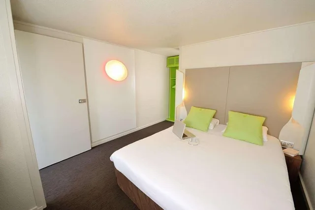 Next Generation, Double Bed, Campanile Toulouse Nord L'Union 1/5