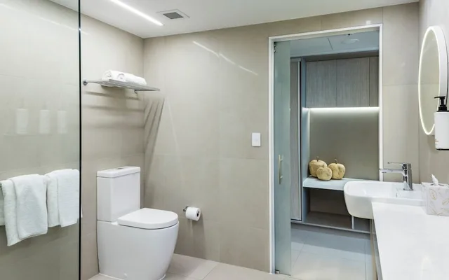 غرفة تنفيذية بسريرين منفصلين وسرير كينج، Pacific Hotel Cairns 5/9