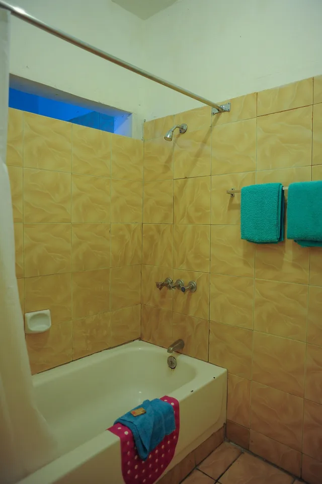 غرفة قياسية ثلاثية بثلاثة أسرّة بشرفة، Glorianna Hotel 3/3
