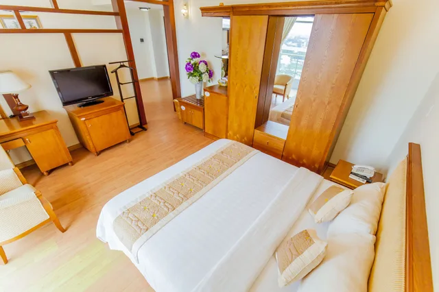 Suite, Twin Beds, River View, Thien An Riverside Hotel 6/10
