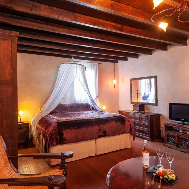 Grand, Master, Suite، Spirit Of The Knights Boutique Hotel 3/9