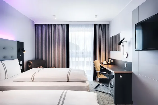 Standard, Double Bed, Premier Inn Lubeck City Centre 1/10