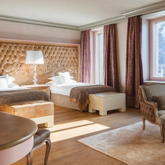 غرفة سوبيريور بسريرين منفصلين، Carlton Hotel St Moritz 1/2