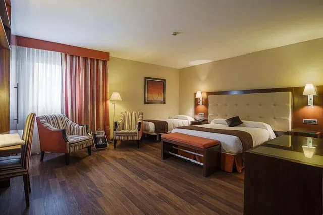 غرفة رباعية، Hospedium Hotel Mirador de Gredos 1/3