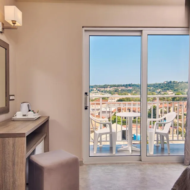 غرفة قياسية بسرير مزدوج أو سريرين منفصلين بإطلالة على الحديقة، Altura Hotel Zakynthos 9/10