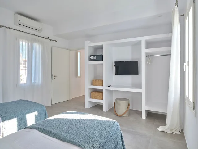 فيلا بسرير كينج وسريرين منفصلين، BLUE MARE VILLAS 4/7