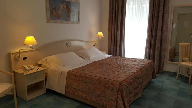 غرفة قياسية بسريرين منفصلين، Regina Palace Terme Formerly Best Western Regina Palace Terme 1/1