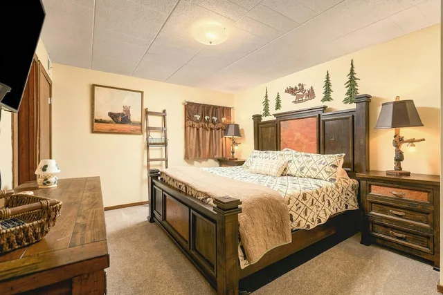 2 Bedrooms, Condo, Mountain, Deluxe, Villa, Queen and Twin Beds, Seven Springs Resort 1/7