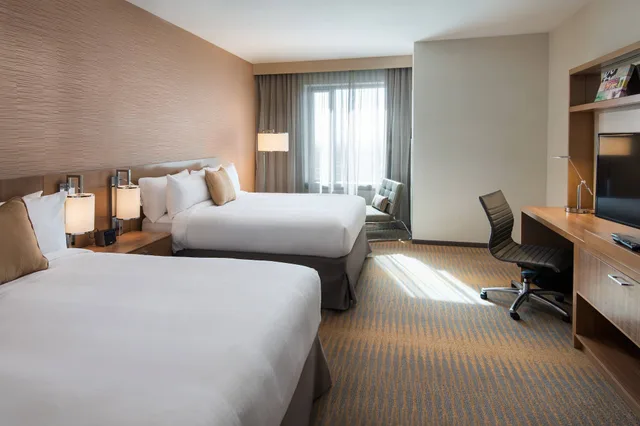 Room, 2 Queen Beds, Courtyard Los Angeles L A Live 2/4
