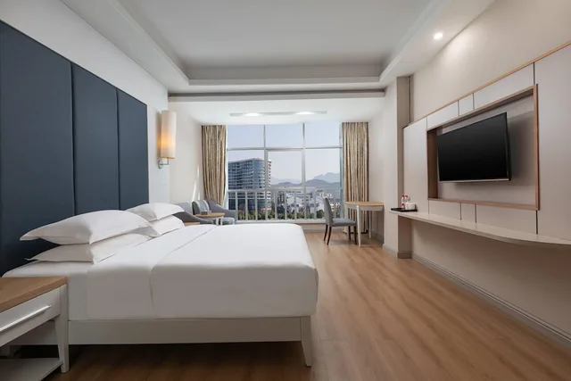 جناح بسرير كينج وسريرين منفصلين بإطلالة على الجبل، Ramada by Wyndham Zhangjiajie Tianmen Mountain 4/5