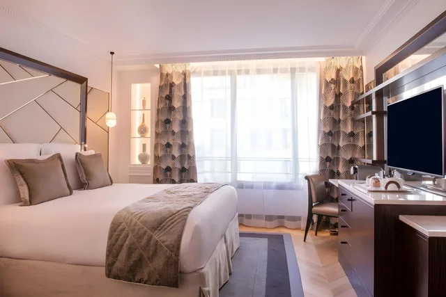 Prestige Eiffel H، L Hotel du Collectionneur Paris 2/3