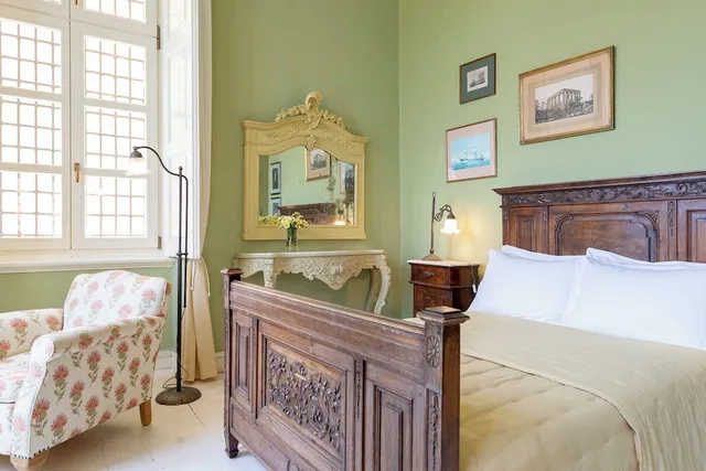 1 Bedroom, Royal, Double Bed, Bay View، Villa Maria 2/8
