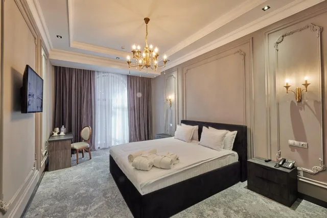 Room, Double Bed, Continental Hotel 1/1