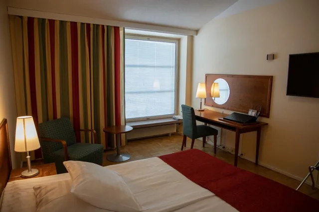 غرفة قياسية بسرير مزدوج، Hotel Kokkola 5/6