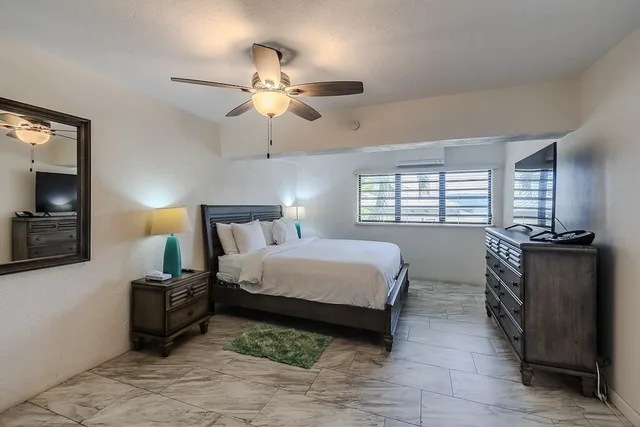 شقة سكنية بسرير كينج بغرفة نوم واحدة مع أريكة، Point Pleasant Resort 2/10