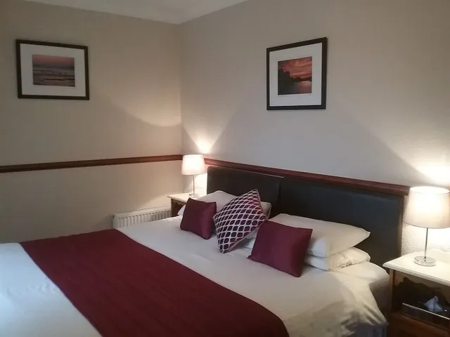 غرفة قياسية بسرير مزدوج، The Gower Hotel 3/7