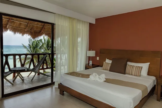 غرفة بسرير كوين بإطلالة على البحر، Koox Quinto Sole Boutique Hotel 4/8