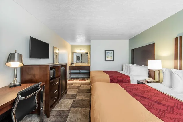 غرفة بسرير كينج لذوي الإعاقة، Econo Lodge Oak Grove Blue Springs 1/2