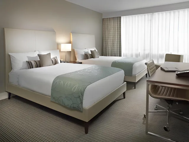 Coast, 2 Double Beds، Coast Coal Harbour Hotel 2/2