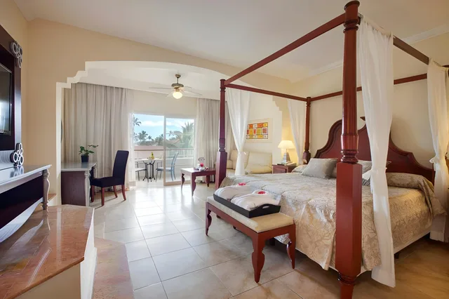 Colonial, Club, Junior Suite, Adult Only, Hot Tub، Majestic Colonial Punta Cana - All Inclusive 1/2