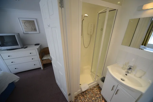 Suite, Double Bed, Sea View, Balcony, Marine View 8/8