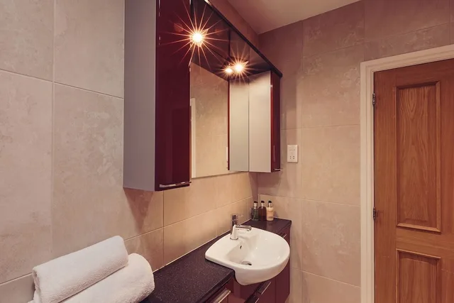1 Bedroom, Luxury, Cottage, King Bed, Kitchen, Garden Area، Longlands Inn And Restaurant 7/10