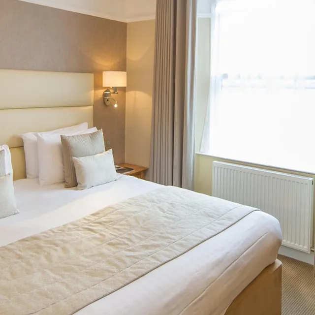 غرفة عائلية، The Park Hotel 2/4