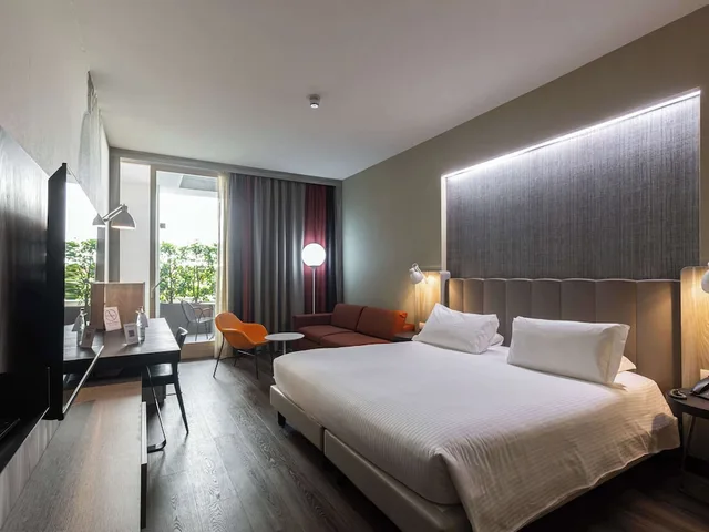 غرفة سوبيريور بسرير كينج مع أريكة، MERCURE FIRENZE CENTRO 2/10