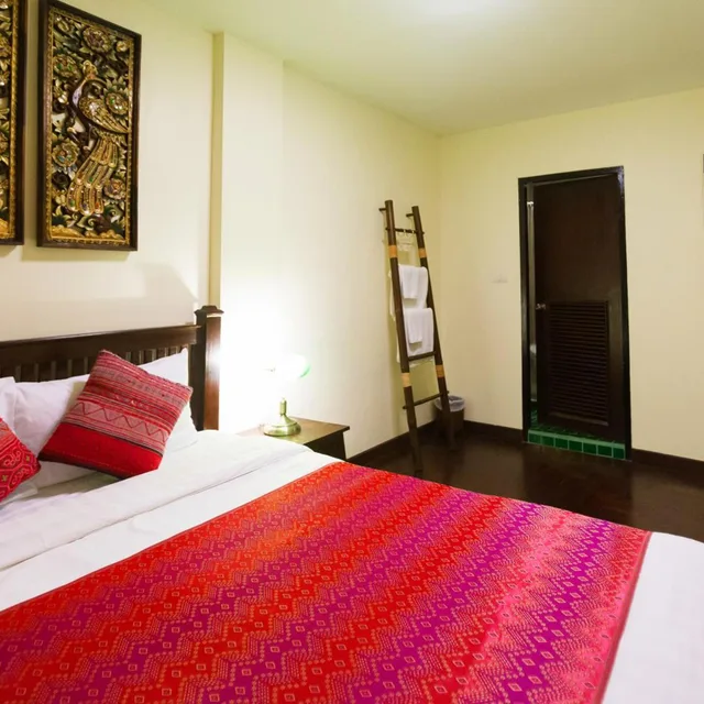 Superior, Double or Twin Bed, Villa San Pee-Seua 6/10