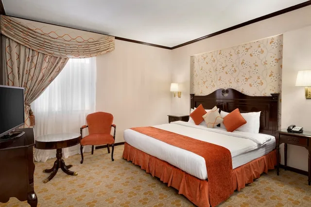 جناح بسرير كينج بـ3 غرف نوم، هوثورن سويتس من ويندام(Hawthorn Suites By Wyndham Al Khobar) 2/8