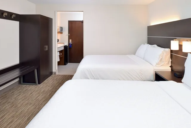 غرفة قياسية بسرير فردي، Holiday Inn Express Wixom 3/5