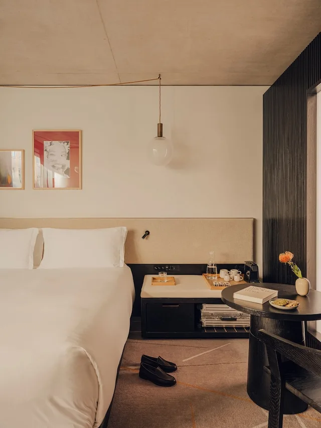 Premium, King Bed, Aethos London Shoreditch 3/7
