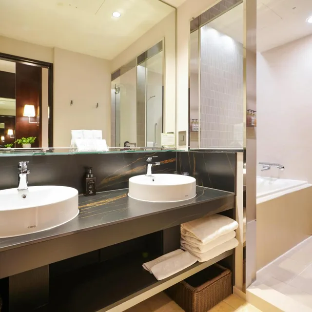 Room, Triple, High Floor, Solaria Nishitetsu Hotel Seoul Myeongdong 8/10