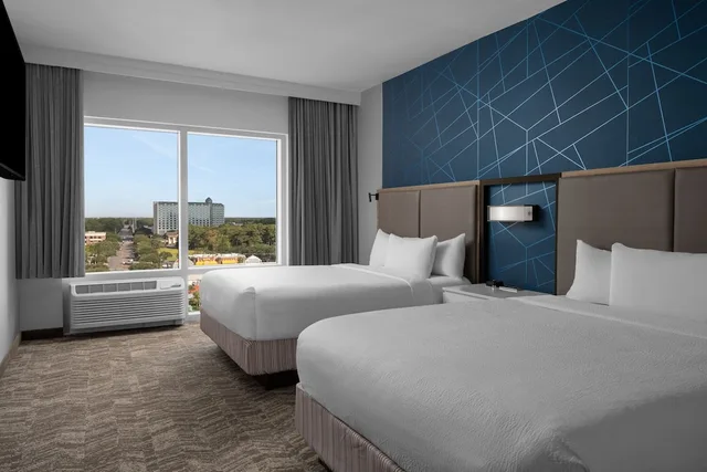 جناح بسريرين كوين مع سرير سحّاب إضافي، SpringHill Suites by Marriott Myrtle Beach Oceanfront 1/2